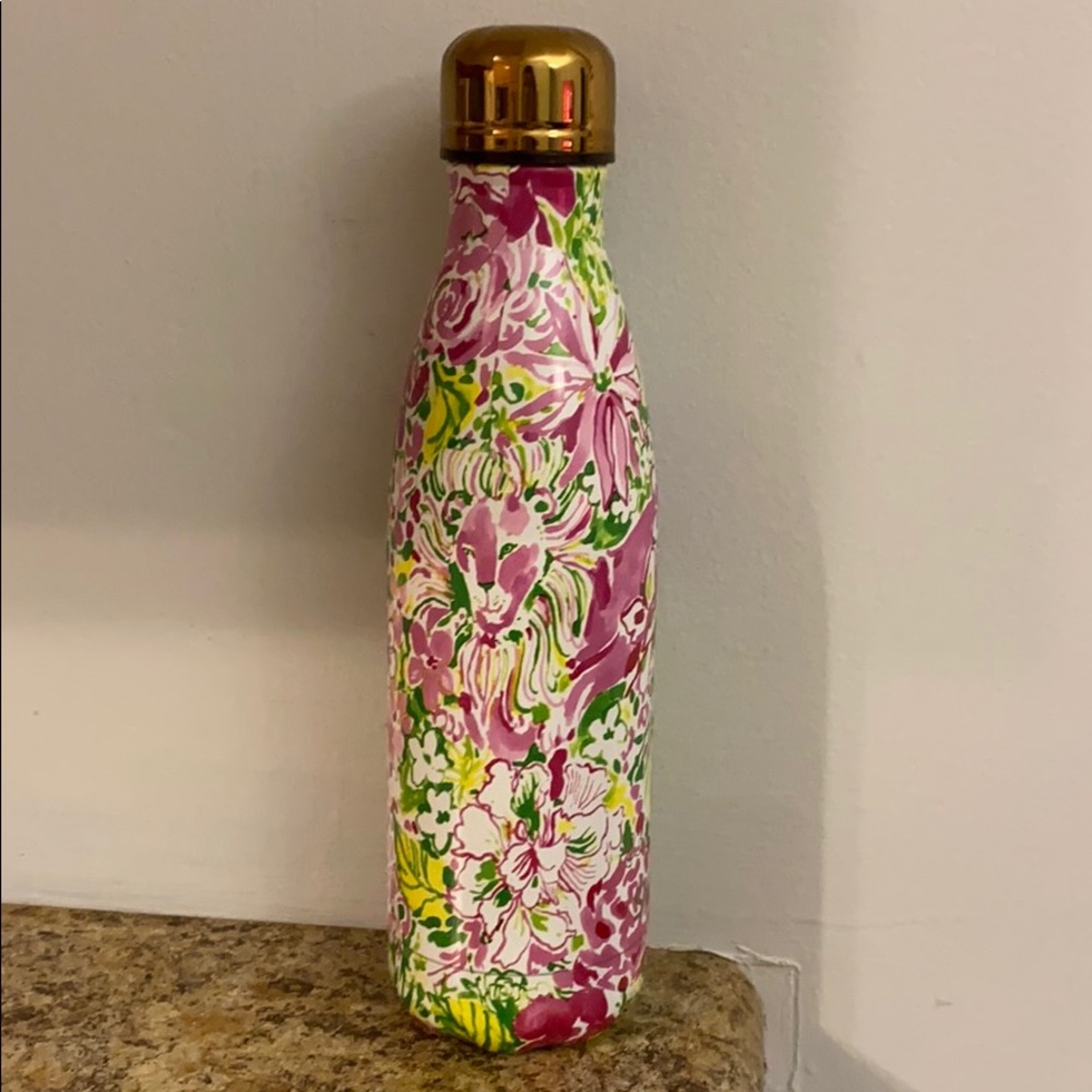 Lily Pulitzer swell bottle